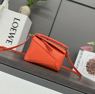 Loewe  Loewe