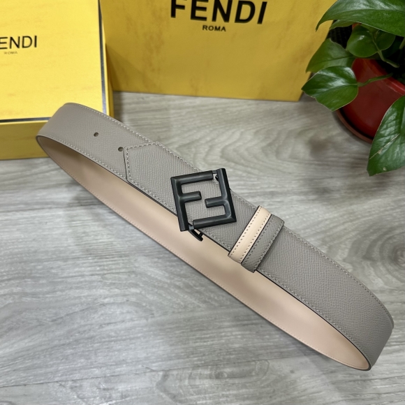 Fendi-Belts