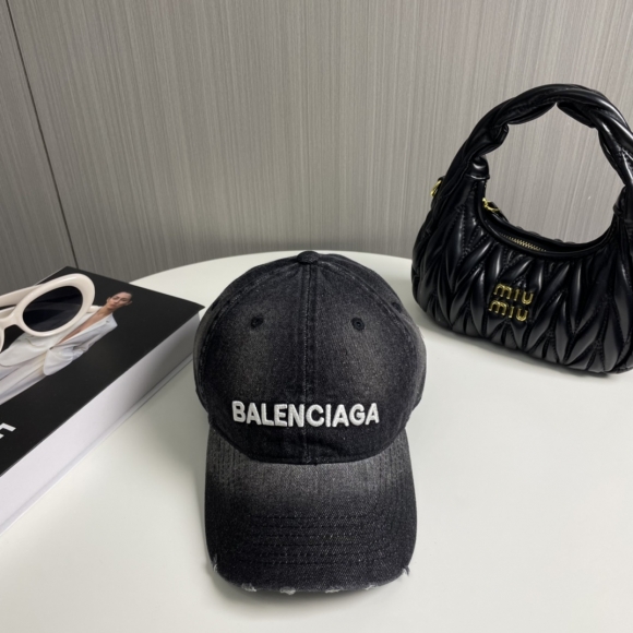 Balenciaga-7