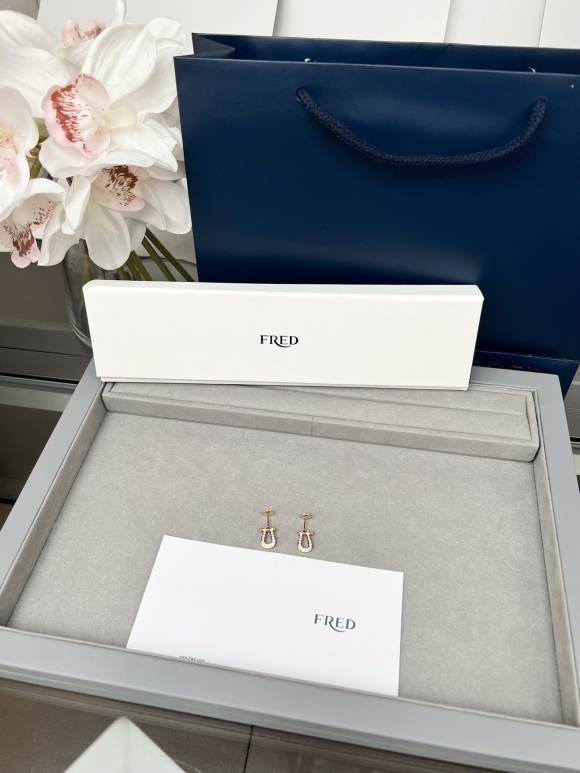 Earrings&Ear studs  Earrings&Ear studs