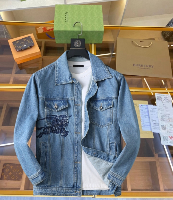 Coats & Jackets  Coats & Jackets