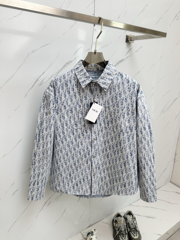 Coats & Jackets  Coats & Jackets