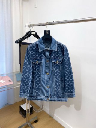 Coats & Jackets  Coats & Jackets