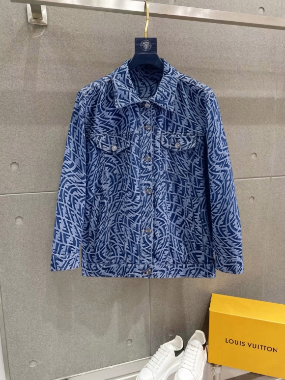 Coats & Jackets  Coats & Jackets