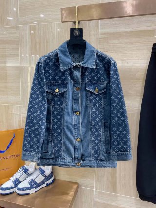 Coats & Jackets  Coats & Jackets