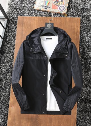 Hoodies & Sweatshirts  Hoodies & Sweatshirts