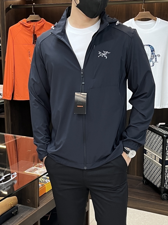 Hoodies & Sweatshirts  Hoodies & Sweatshirts