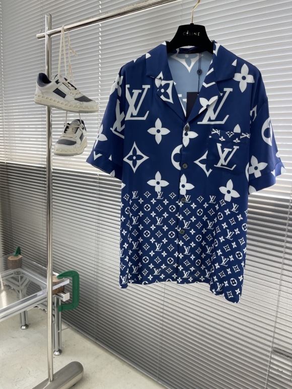 Leisure suit Leisure suit