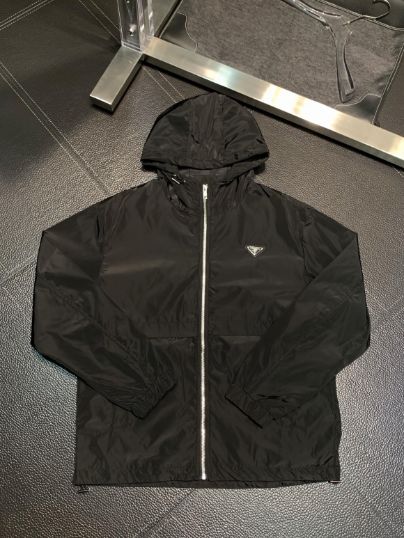 Hoodies & Sweatshirts Hoodies & Sweatshirts