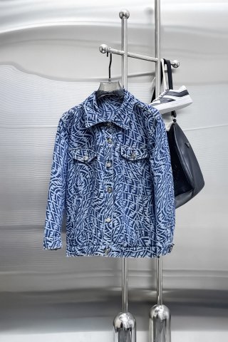 Coats & Jackets  Coats & Jackets