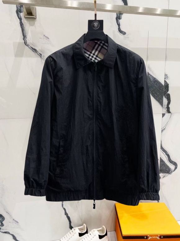 Hoodies & Sweatshirts  Hoodies & Sweatshirts