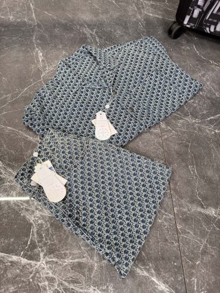 Coats & Jackets  Coats & Jackets