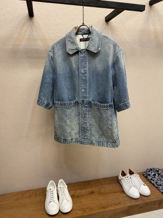 Coats & Jackets  Coats & Jackets