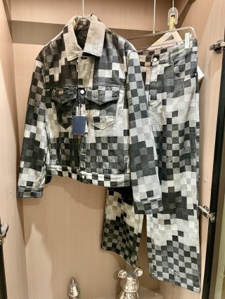 Coats & Jackets Coats & Jackets