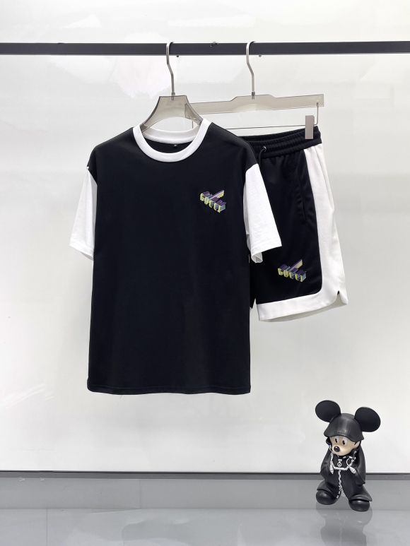 Leisure suit  Leisure suit