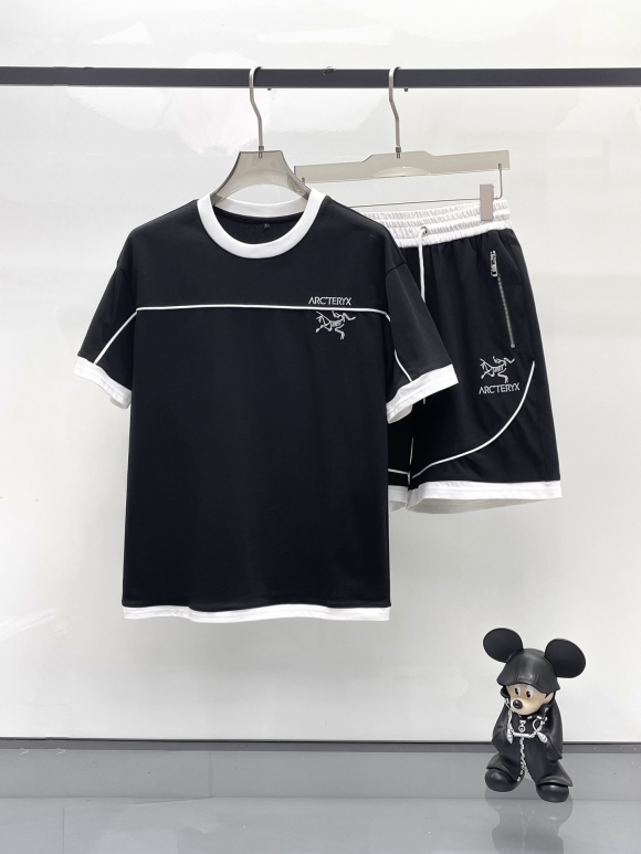 Leisure suit Leisure suit