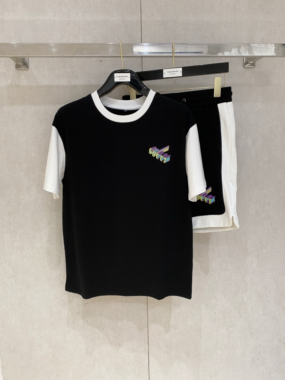 Leisure suit Leisure suit