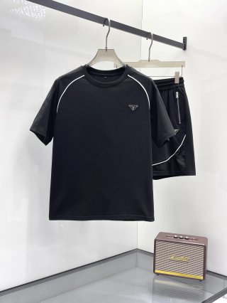 Leisure suit Leisure suit