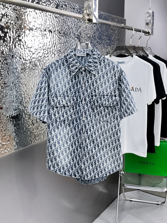 Coats & Jackets  Coats & Jackets