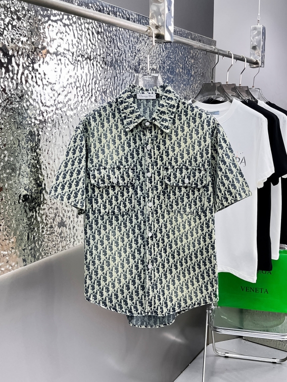 Coats & Jackets  Coats & Jackets