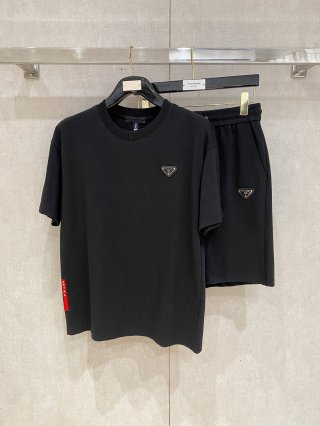 Leisure suit Leisure suit