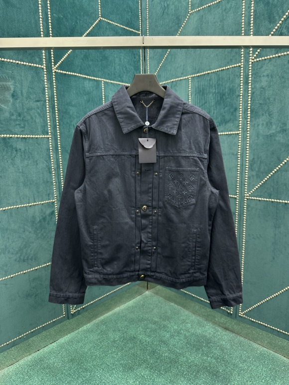 Coats & Jackets  Coats & Jackets