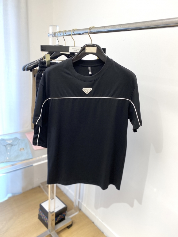 Leisure suit Leisure suit