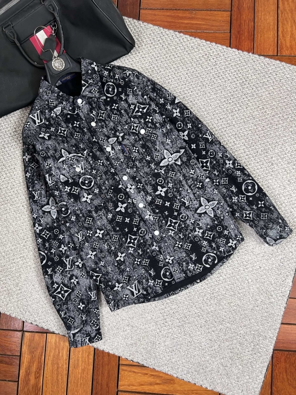 Coats & Jackets  Coats & Jackets