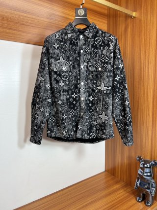 Coats & Jackets  Coats & Jackets