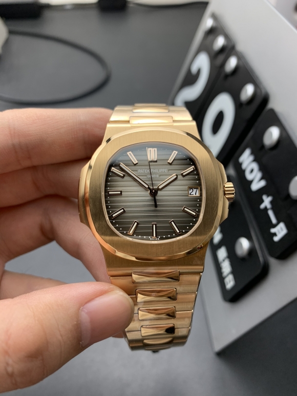 PATEK PHILIPPE