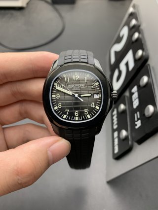 PATEK PHILIPPE  PATEK PHILIPPE