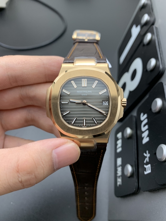 PATEK PHILIPPE