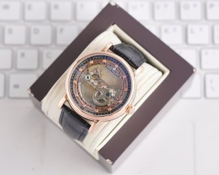 PATEK PHILIPPE  PATEK PHILIPPE