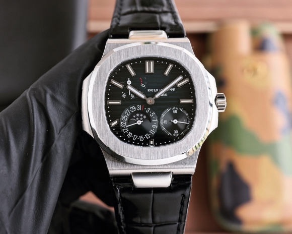 PATEK PHILIPPE  PATEK PHILIPPE