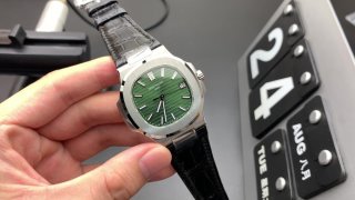 PATEK PHILIPPE  PATEK PHILIPPE