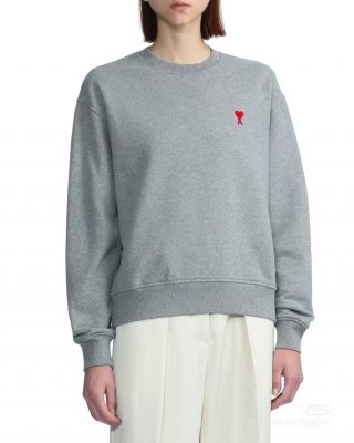 Hoodies & Sweatshirts