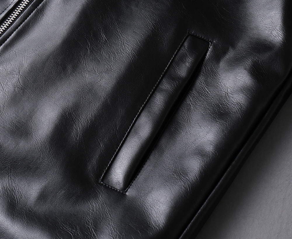 Hoodies & Sweatshirts