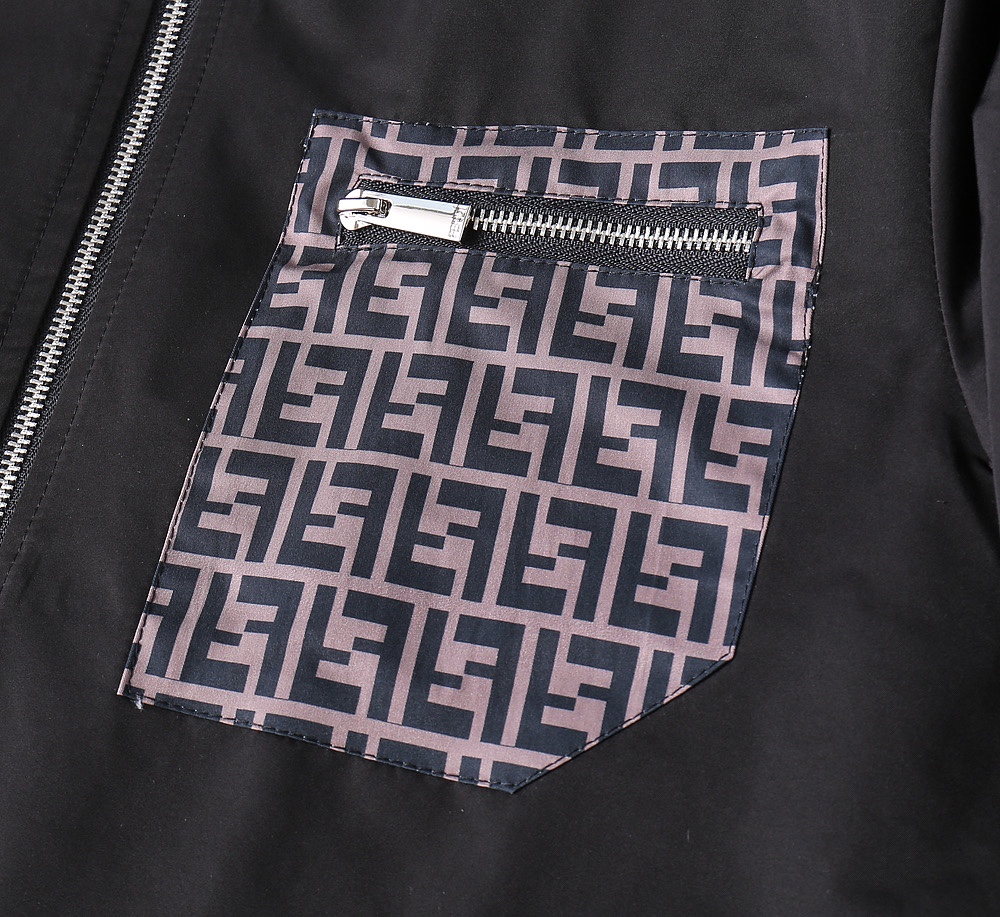 Hoodies & Sweatshirts