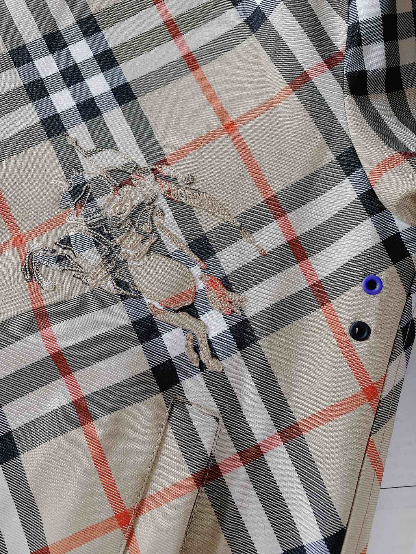 Hoodies & Sweatshirts