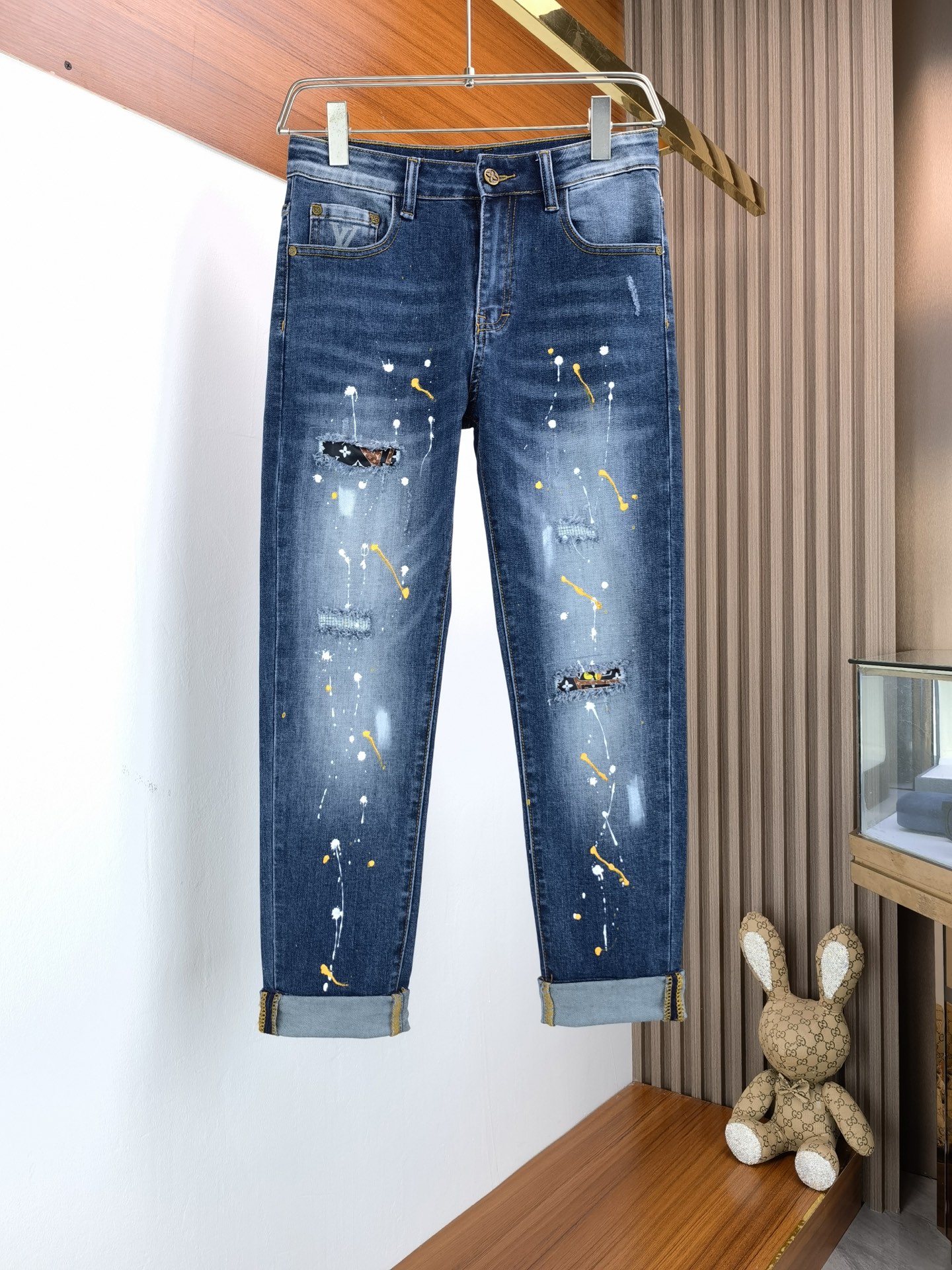 jeans