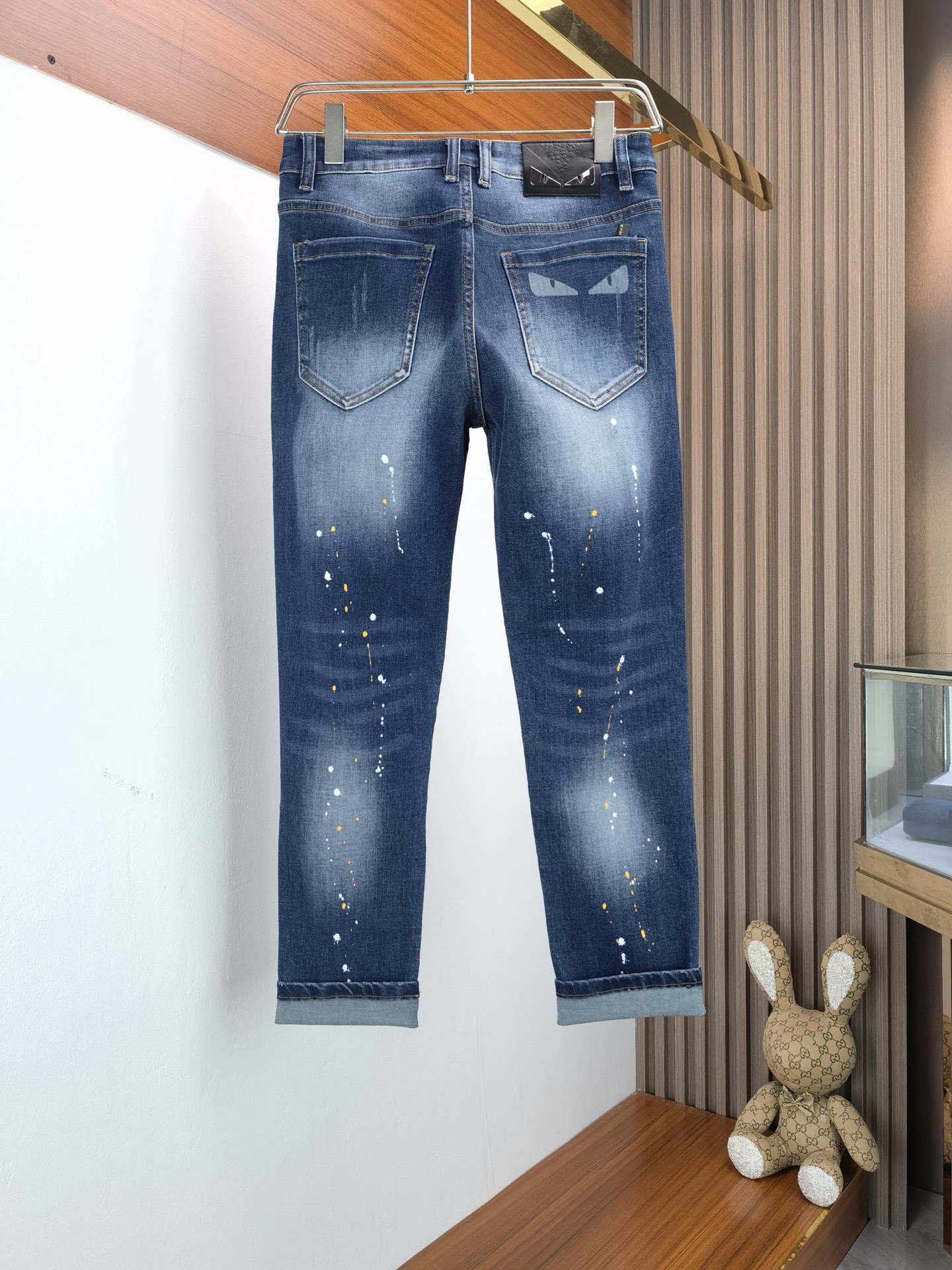jeans