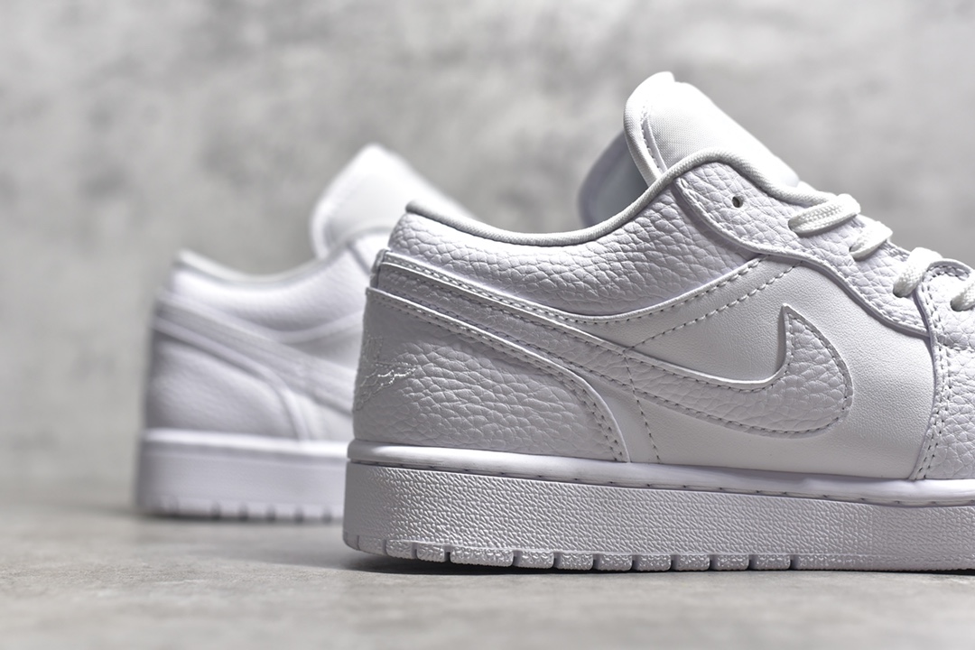 AirJordan1LowSHOES