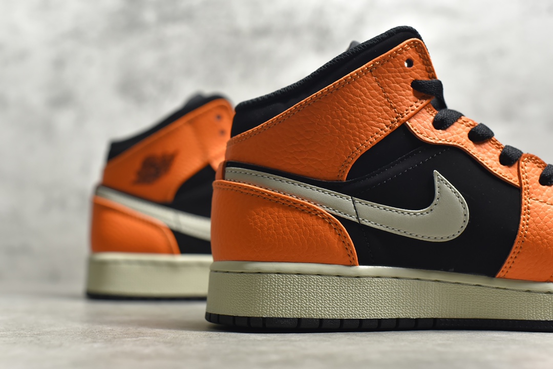AirJordan1MidSHOES