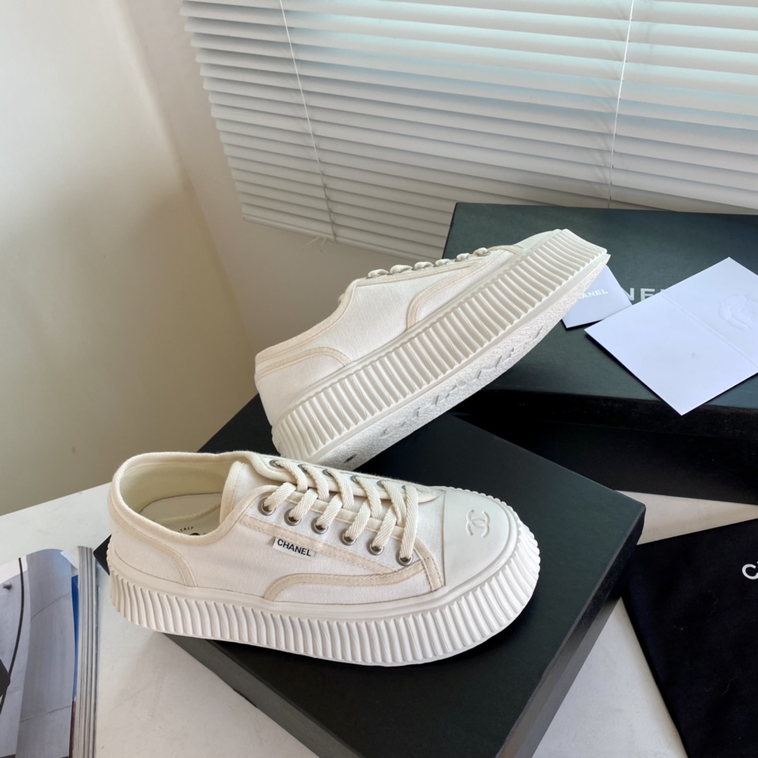 Womens shoes collection