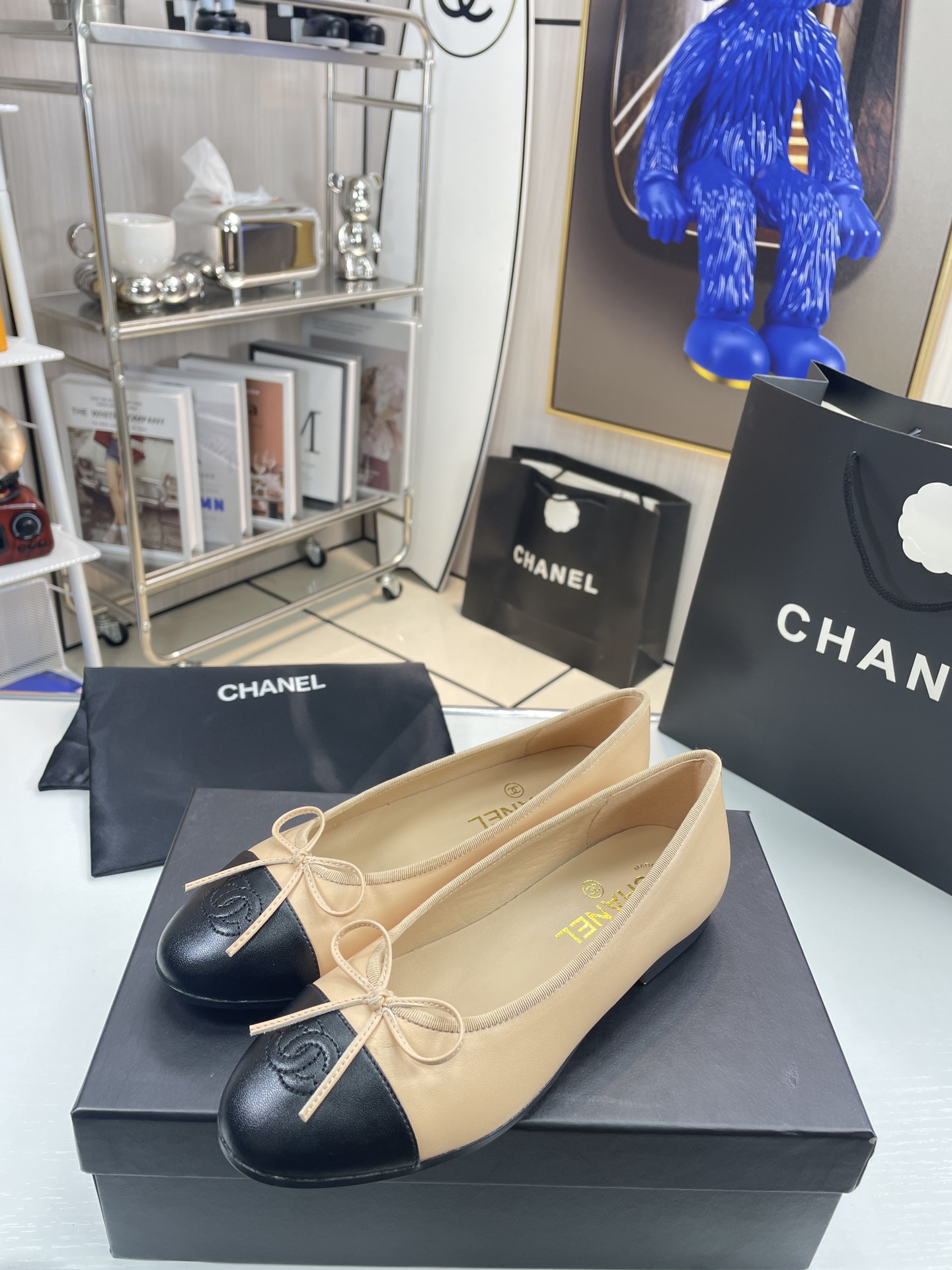 Womens shoes collection