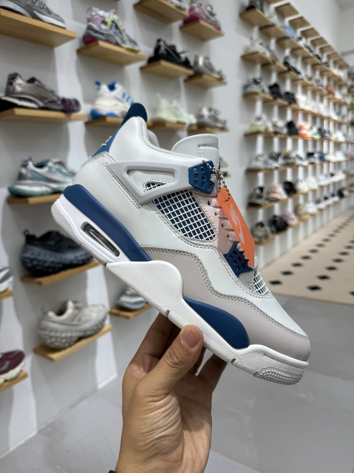 AirJordan4SHOES