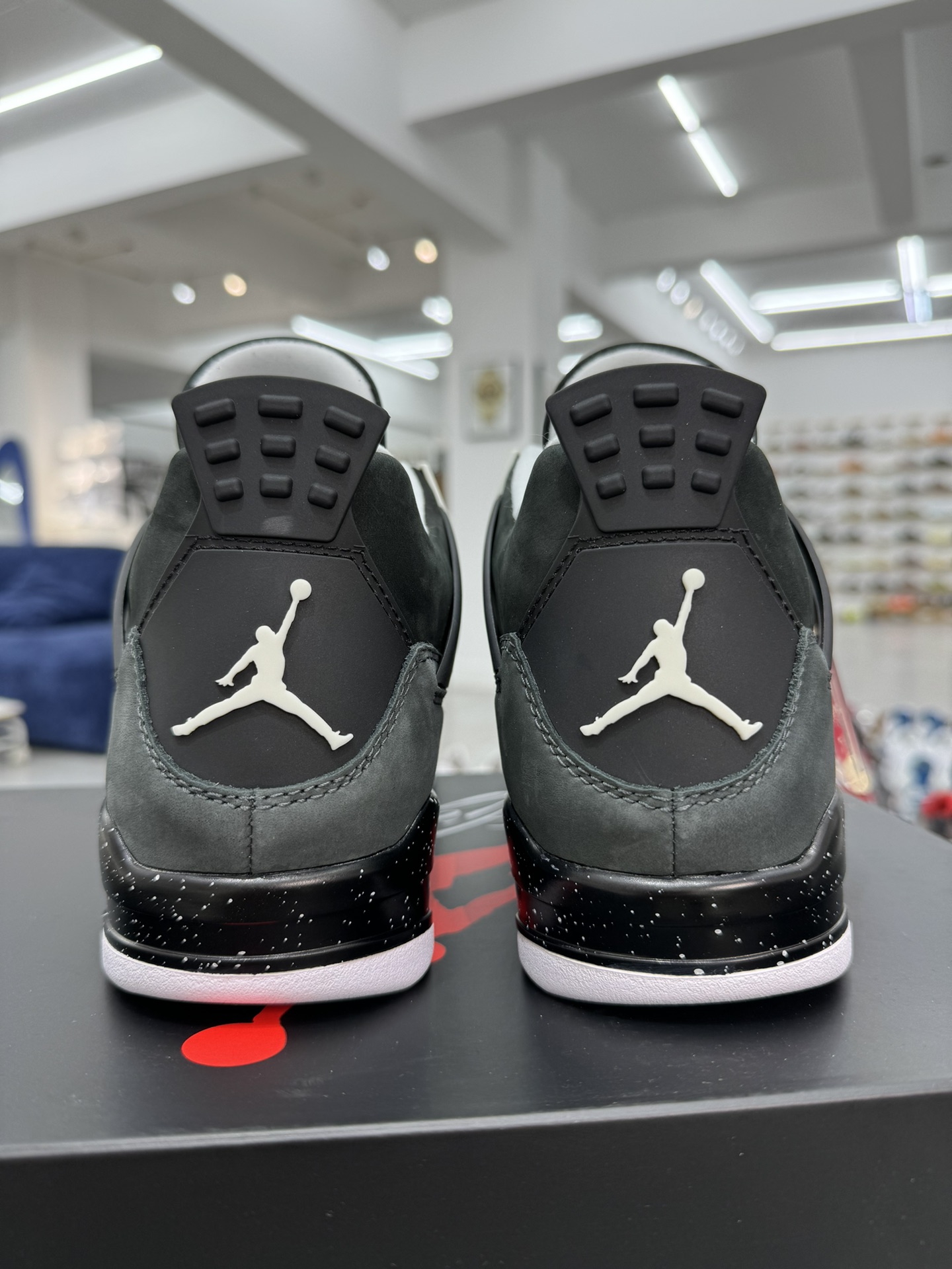 AirJordan4SHOES
