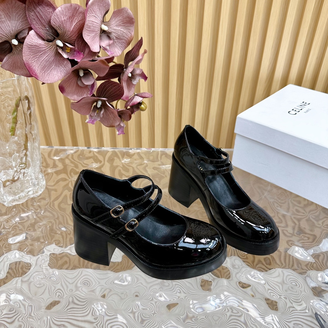 Womens shoes collection