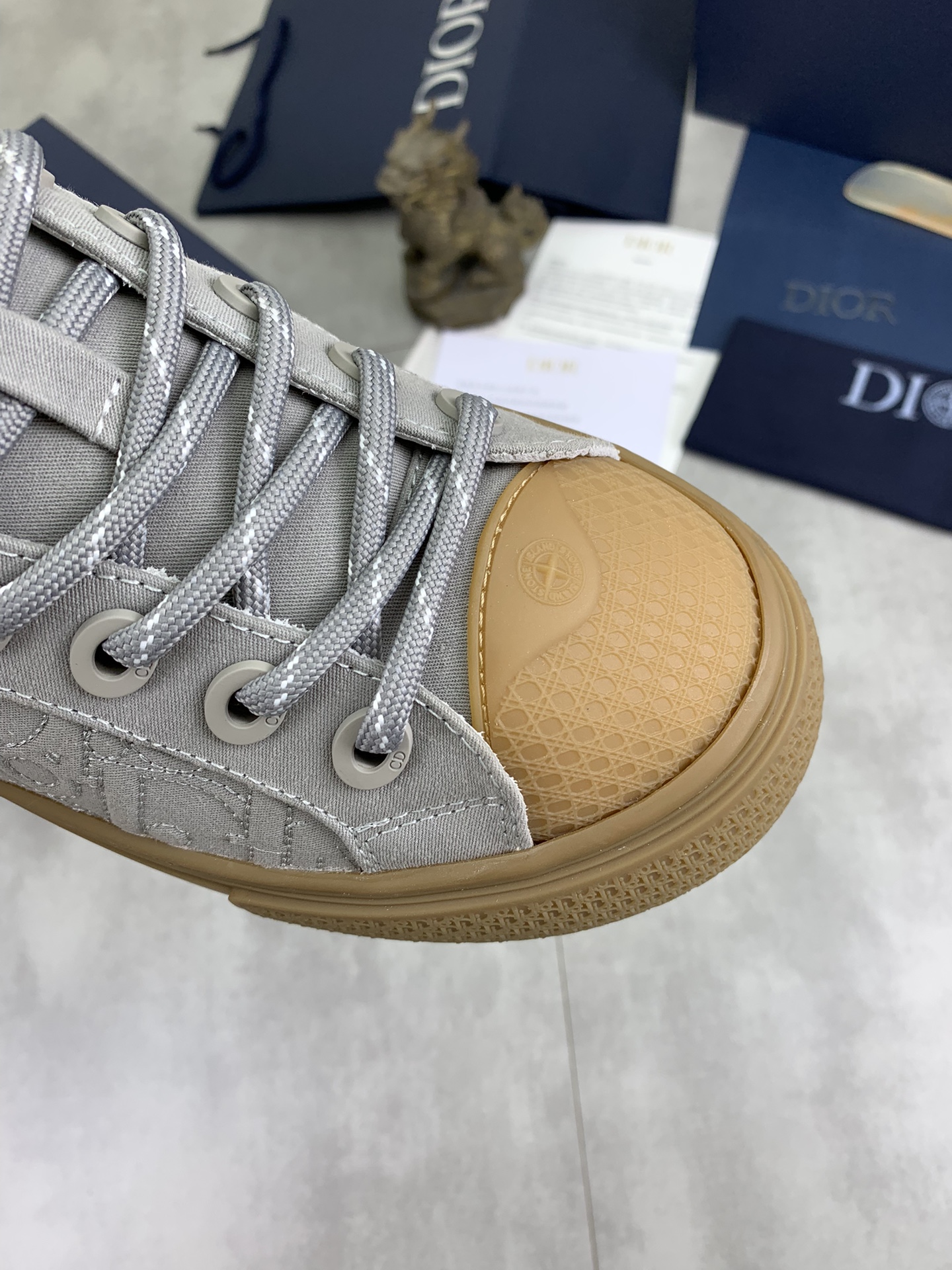 DiorSHOES
