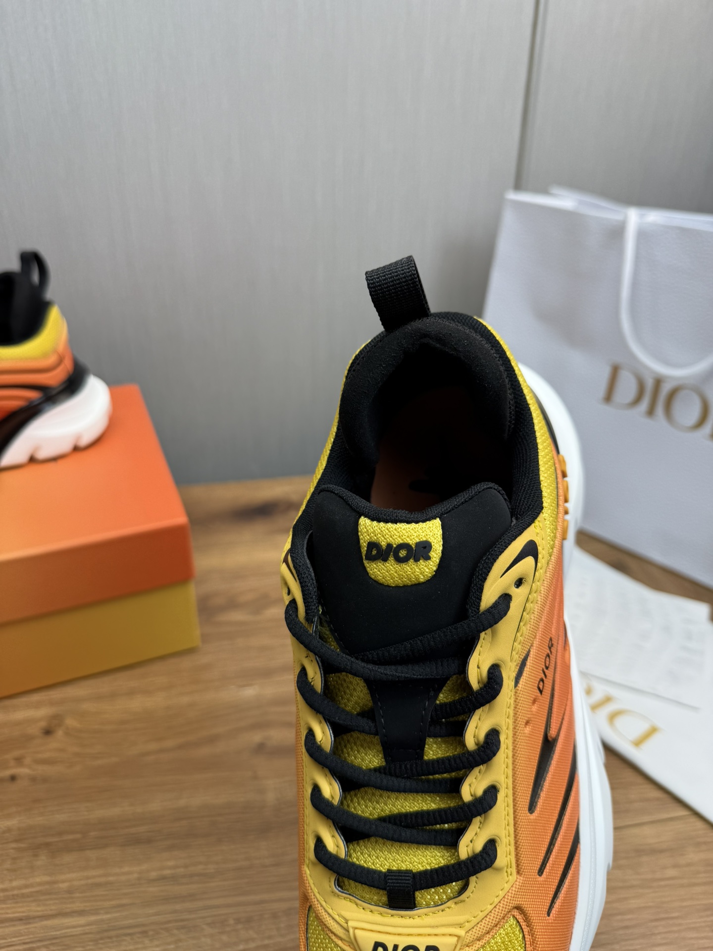 DiorSHOES